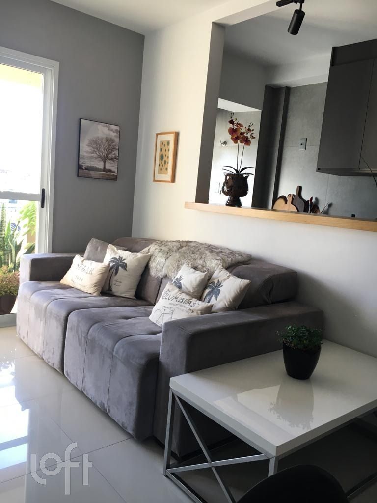 Apartamento à venda com 3 quartos, 69m² - Foto 2