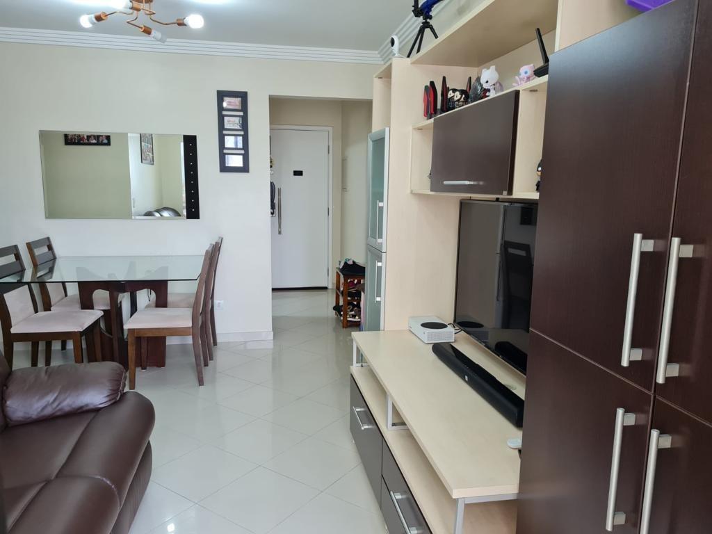 Apartamento à venda com 2 quartos, 60m² - Foto 2