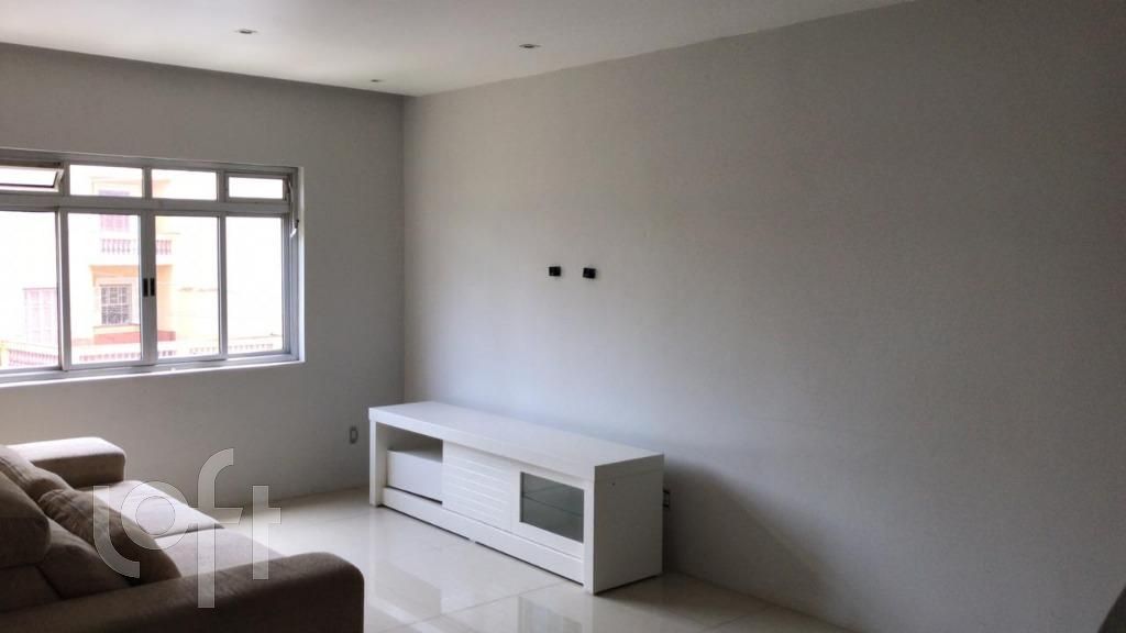 Apartamento à venda com 2 quartos, 82m² - Foto 1
