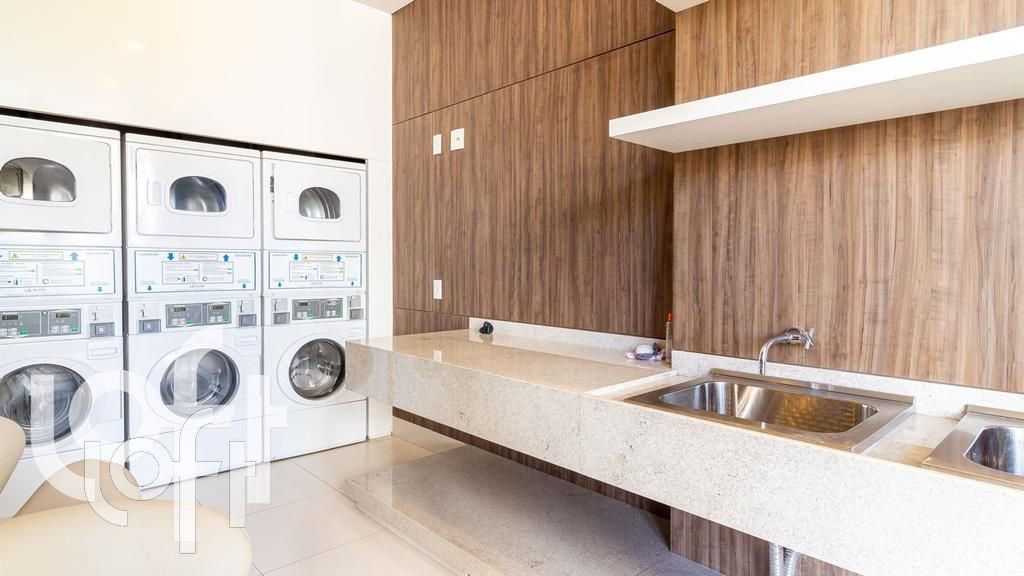 Apartamento à venda com 2 quartos, 76m² - Foto 38