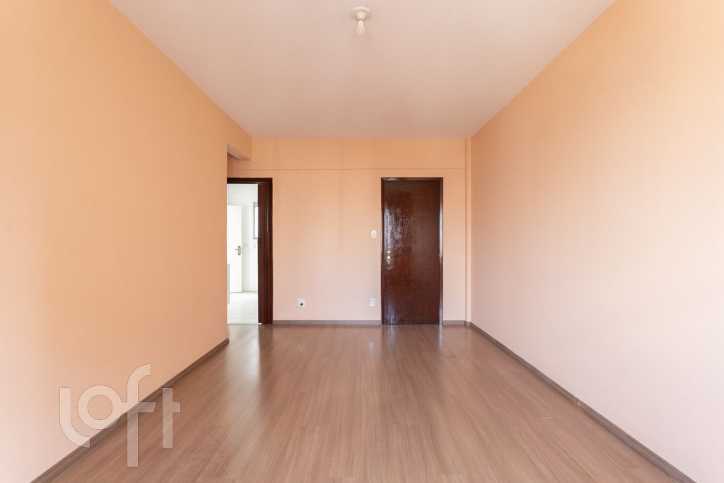 Apartamento à venda com 2 quartos, 83m² - Foto 2