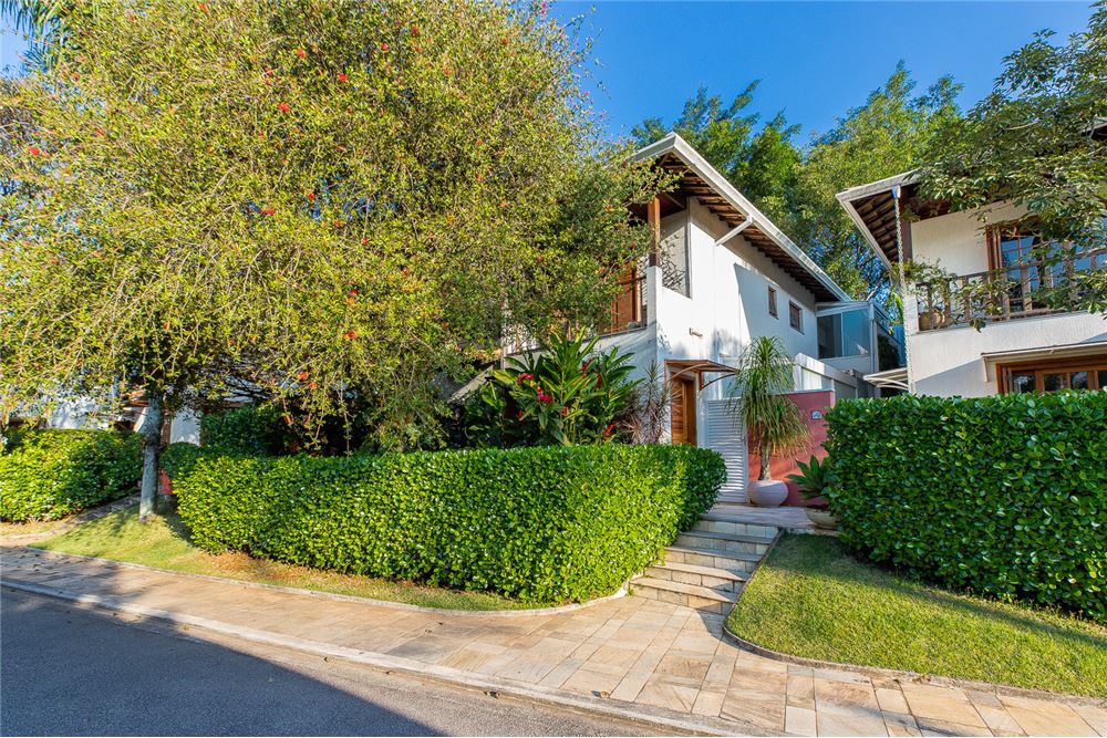 Casa, 3 quartos, 220 m² - Foto 1