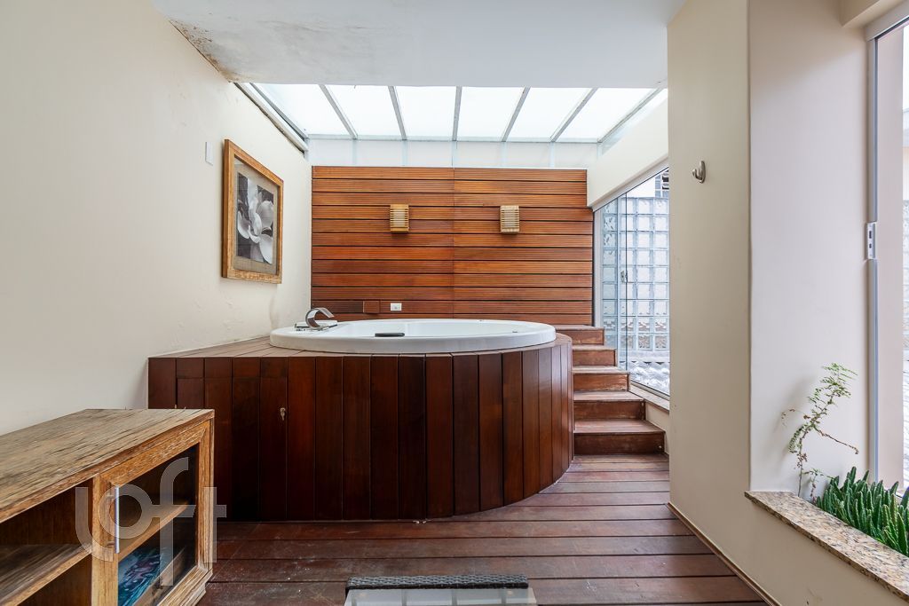 Casa, 4 quartos, 250 m² - Foto 9