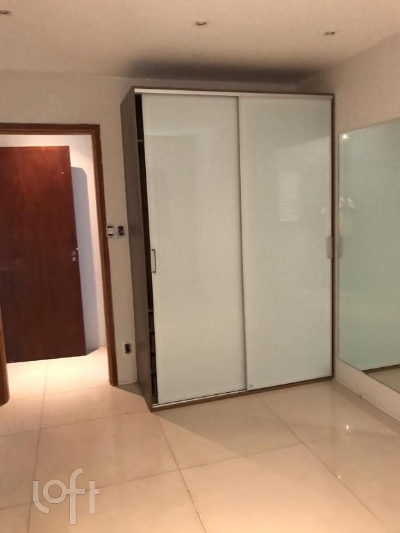 Apartamento à venda com 2 quartos, 82m² - Foto 10