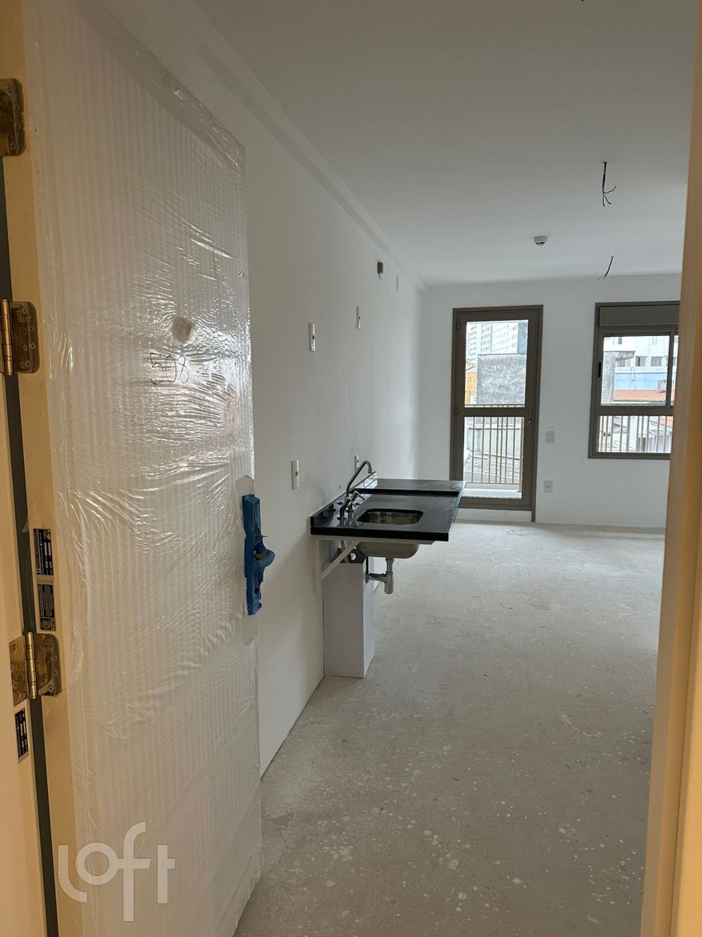 Apartamento, 1 quarto, 27 m² - Foto 1