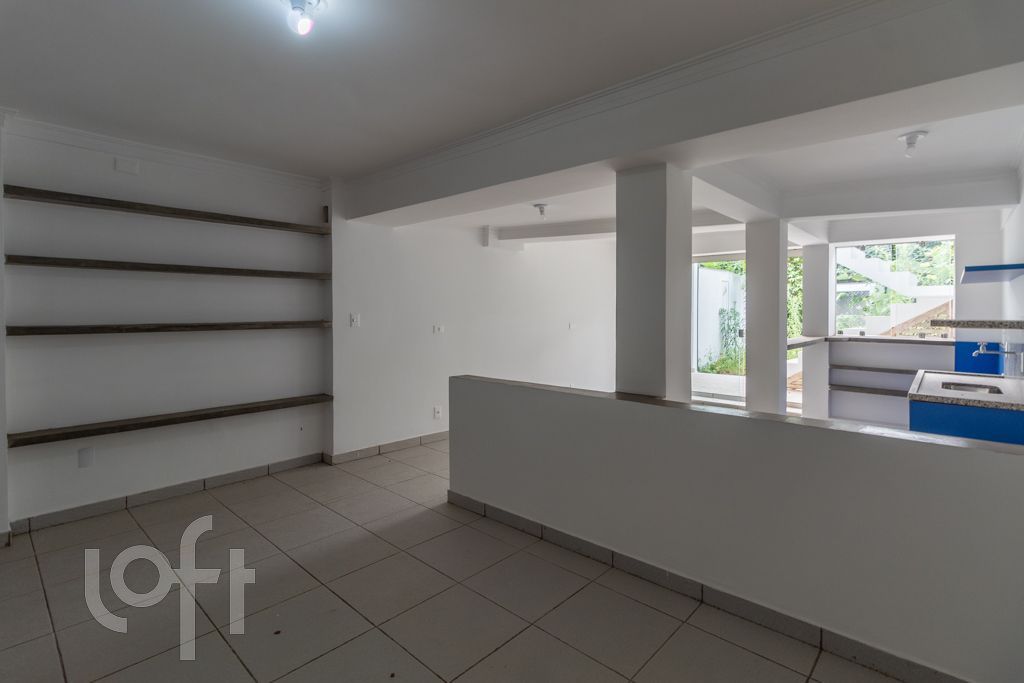Casa à venda com 3 quartos, 210m² - Foto 3