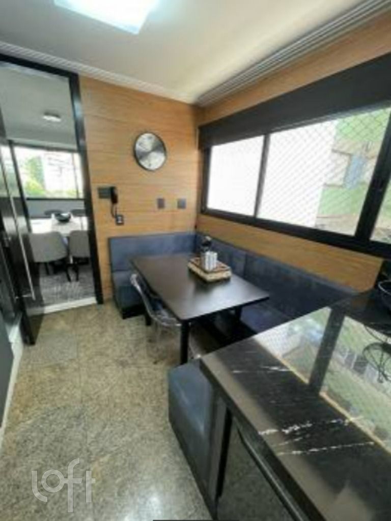 Apartamento à venda com 4 quartos, 247m² - Foto 8