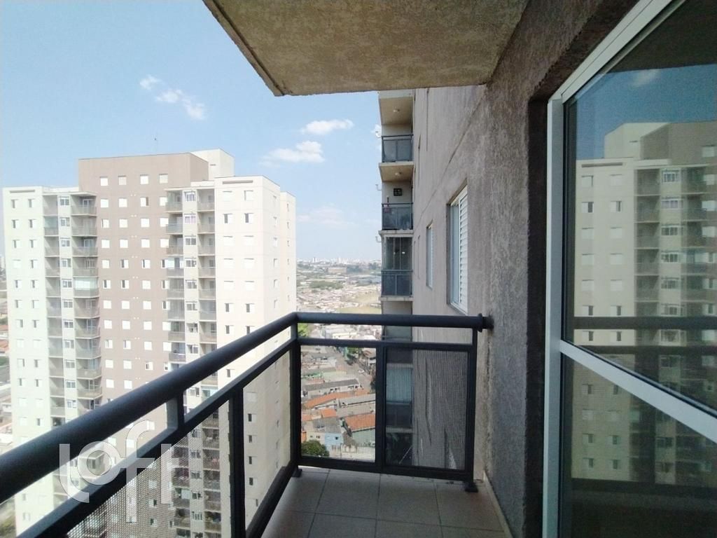 Apartamento à venda com 2 quartos, 48m² - Foto 2
