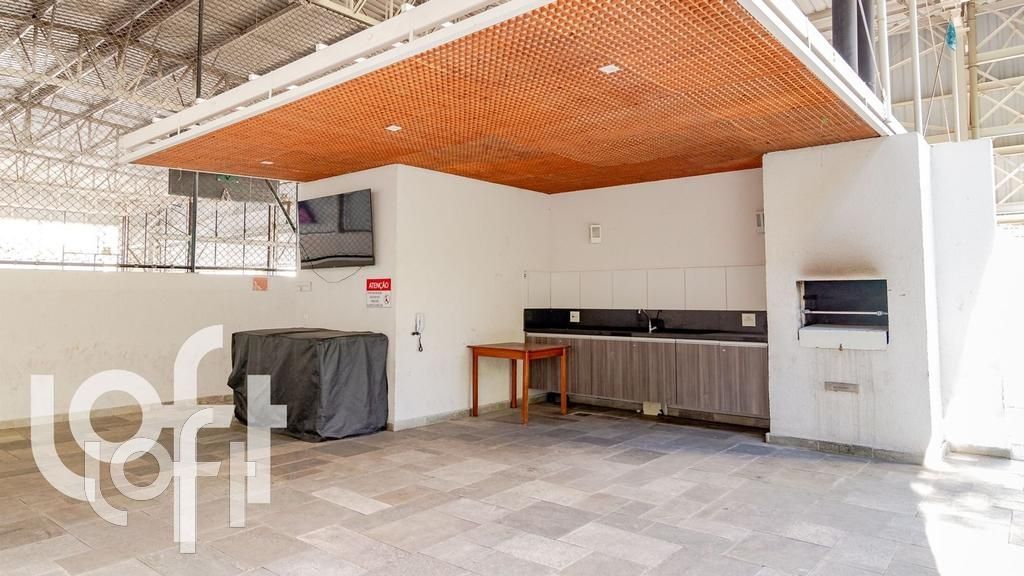 Apartamento à venda com 2 quartos, 76m² - Foto 31