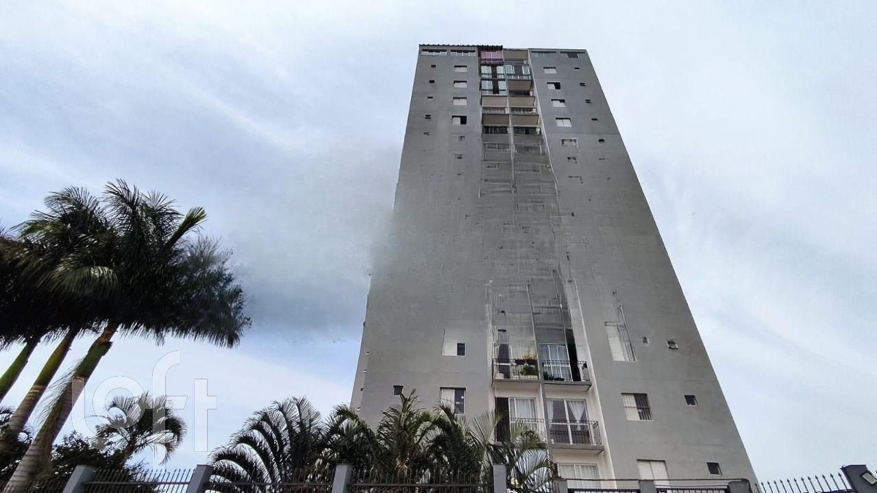 Apartamento à venda com 2 quartos, 85m² - Foto 18
