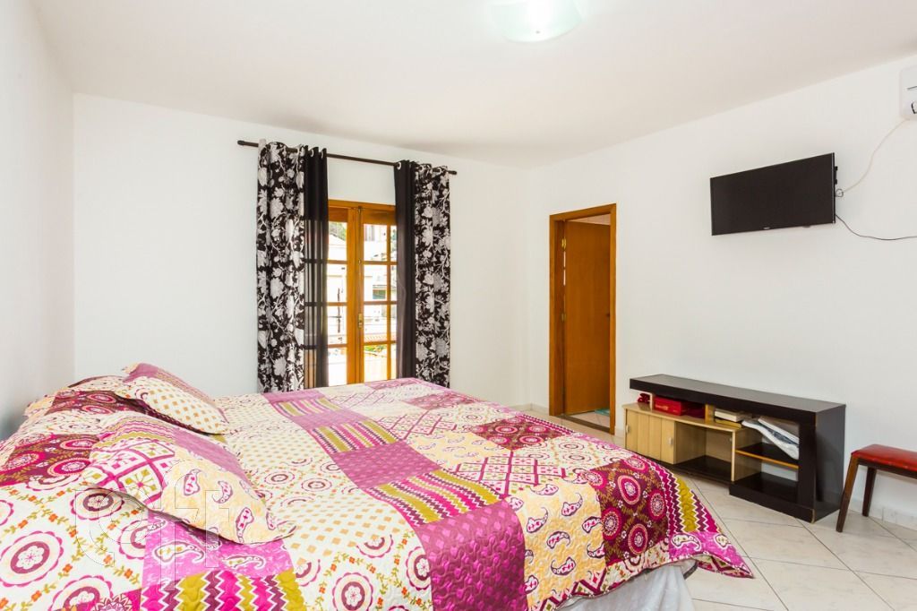 Casa, 3 quartos, 280 m² - Foto 30