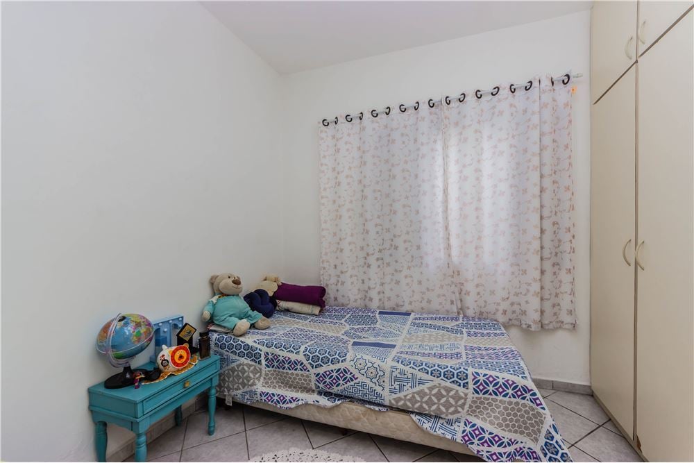 Casa à venda com 2 quartos, 80m² - Foto 2