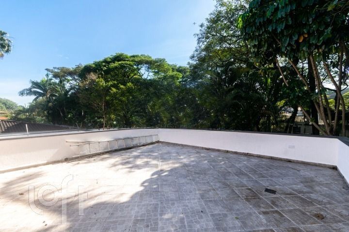 Casa à venda com 6 quartos, 600m² - Foto 23