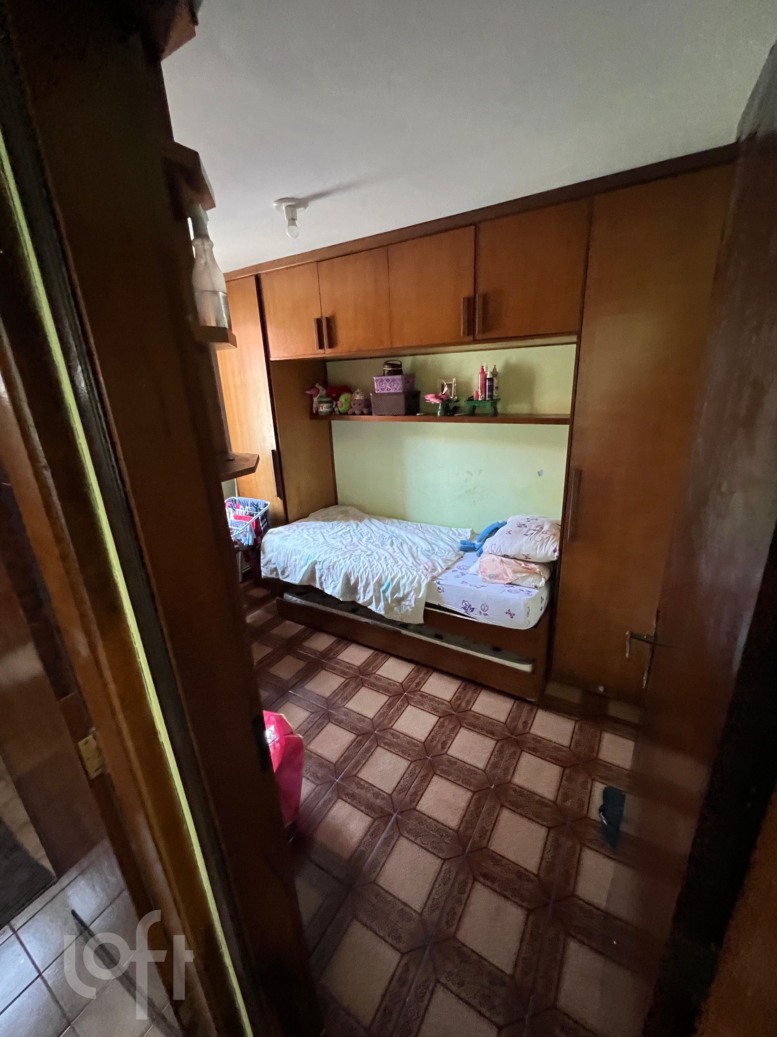 Apartamento à venda com 2 quartos, 44m² - Foto 4