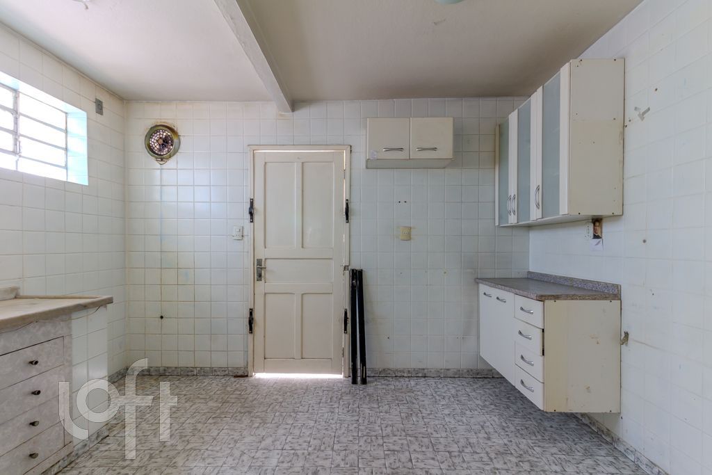 Casa à venda com 2 quartos, 64m² - Foto 14