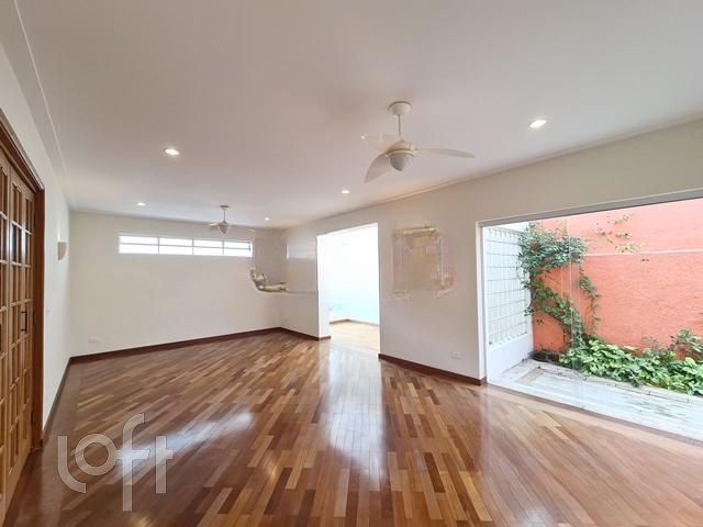 Casa, 3 quartos, 179 m² - Foto 1