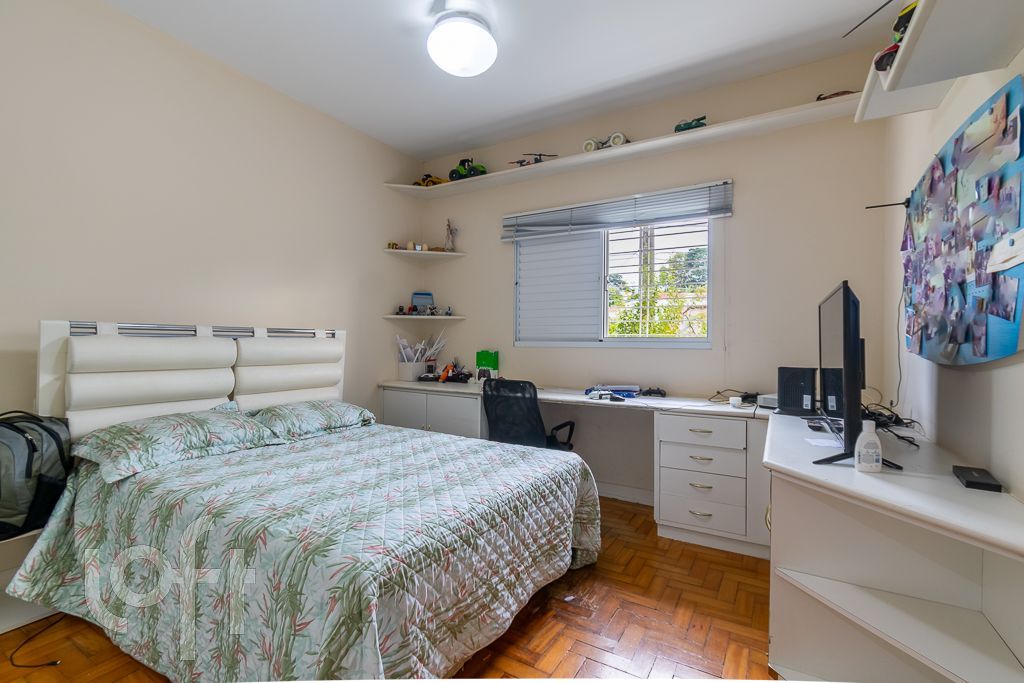 Casa, 4 quartos, 250 m² - Foto 29