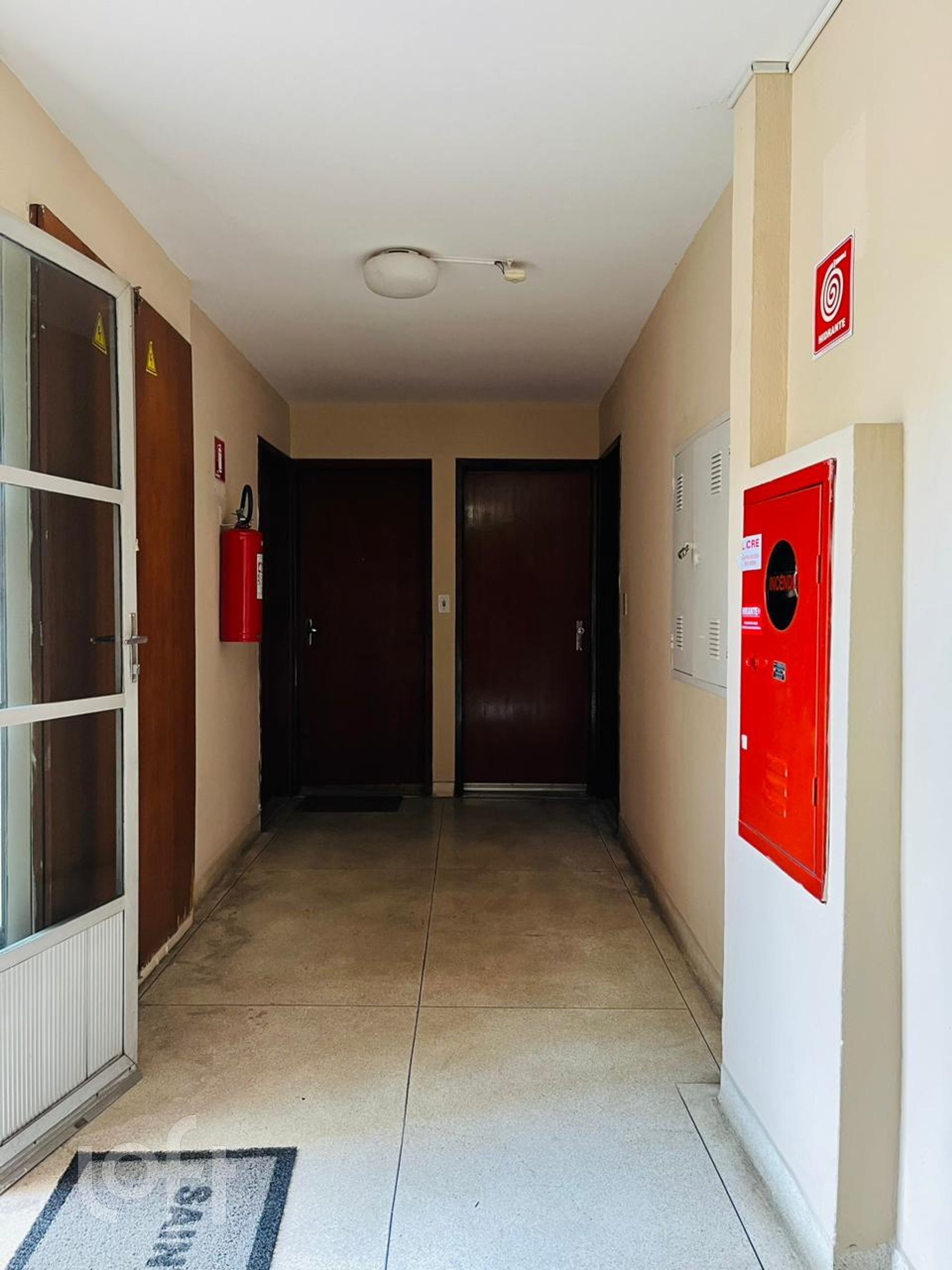 Apartamento à venda com 3 quartos, 75m² - Foto 14