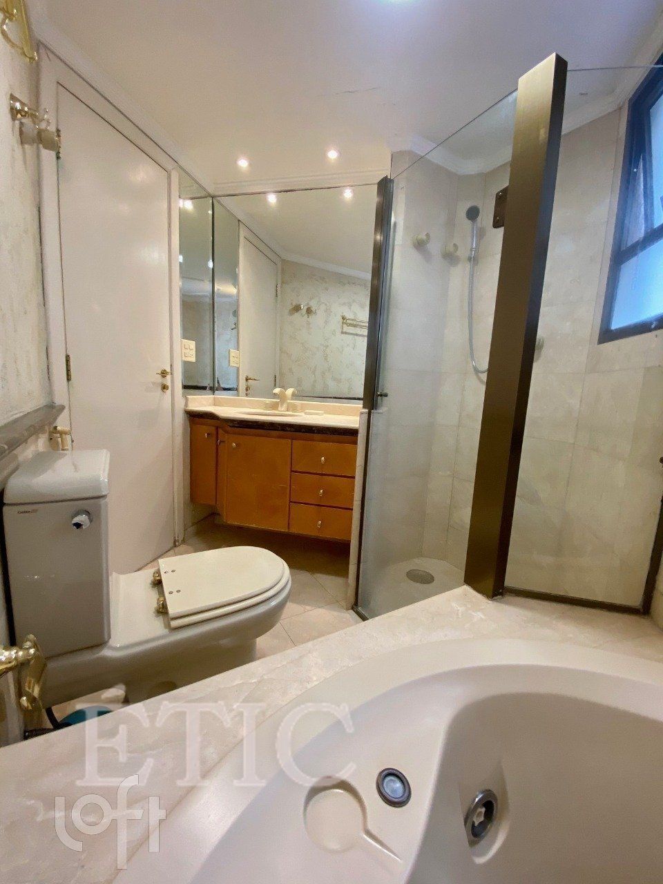 Apartamento, 3 quartos, 156 m² - Foto 2