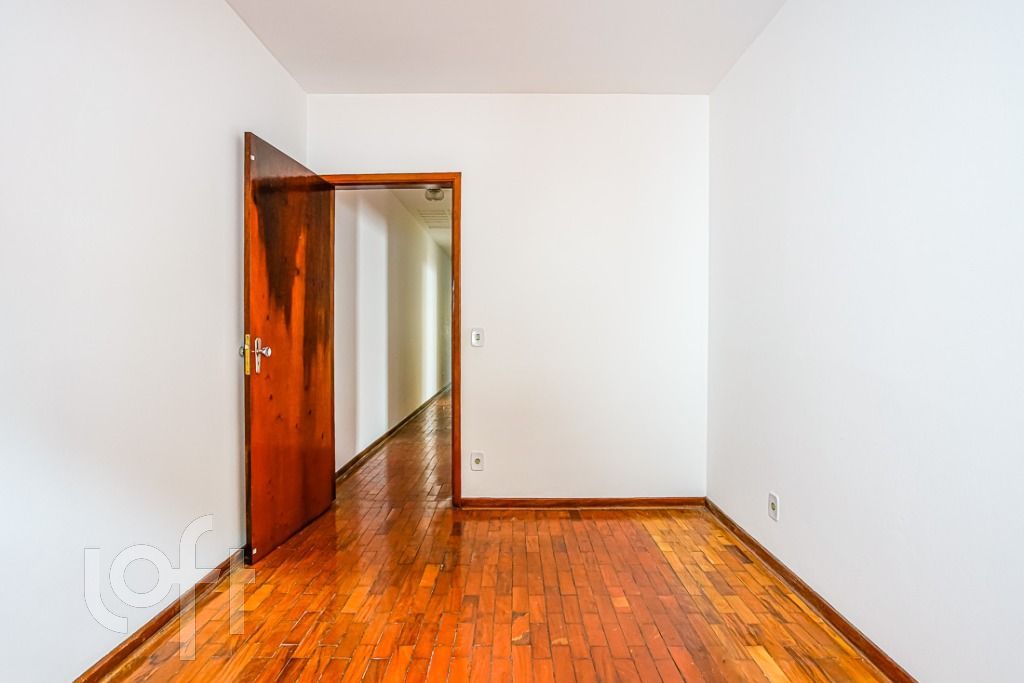Casa à venda com 3 quartos, 131m² - Foto 12