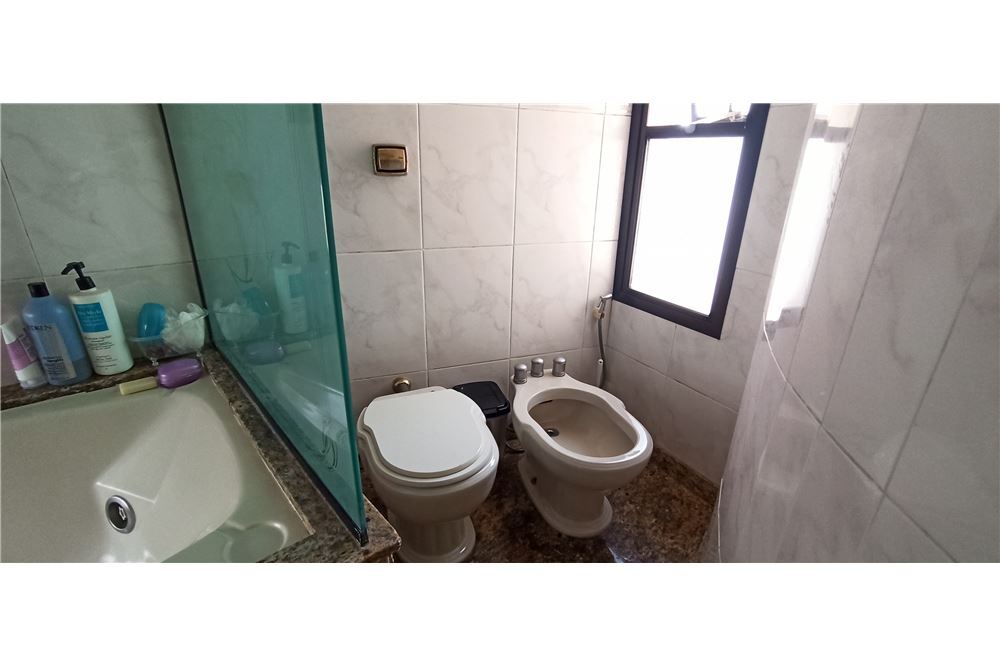 Apartamento à venda com 3 quartos, 165m² - Foto 25