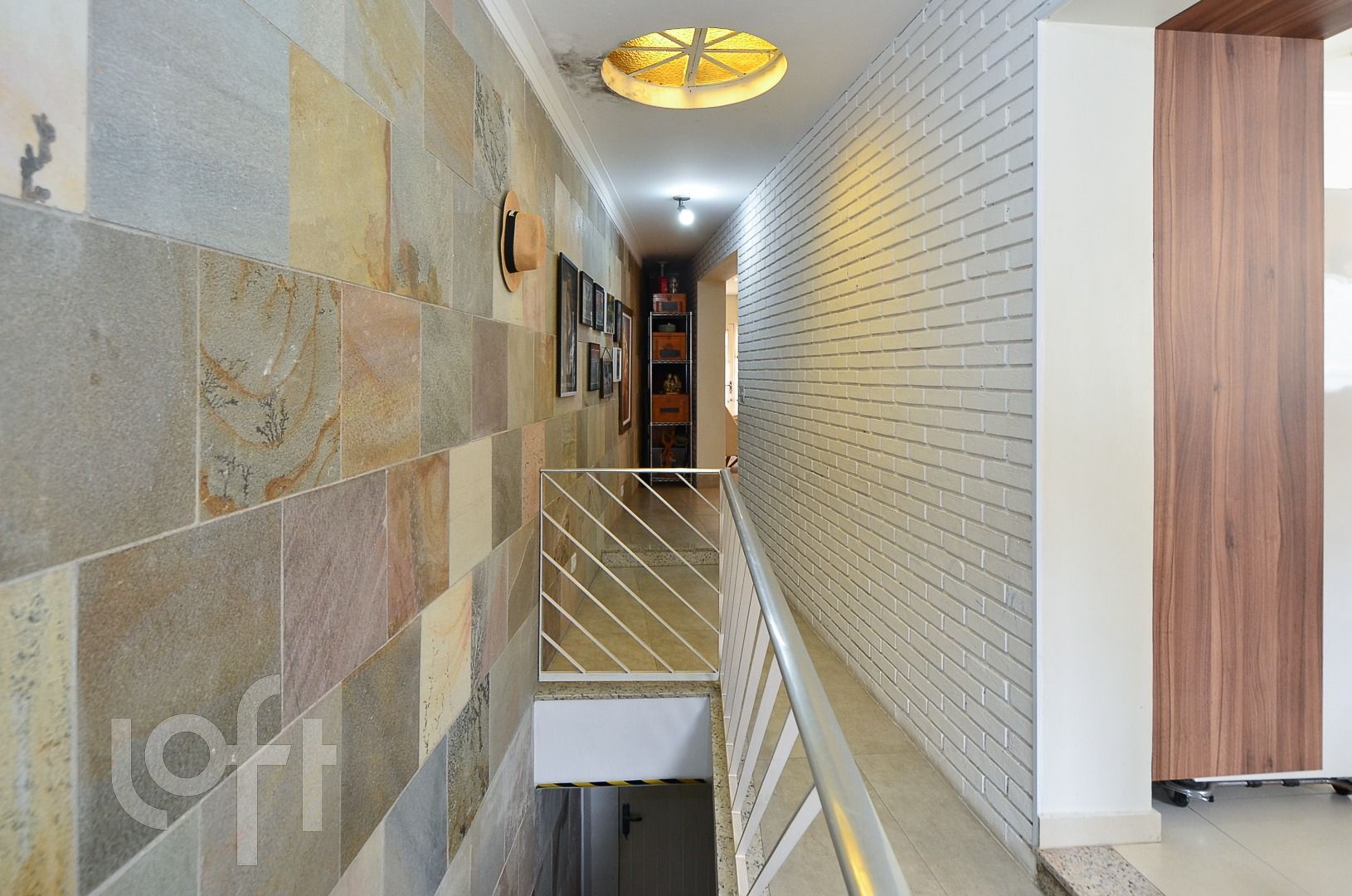 Casa à venda com 3 quartos, 359m² - Foto 8