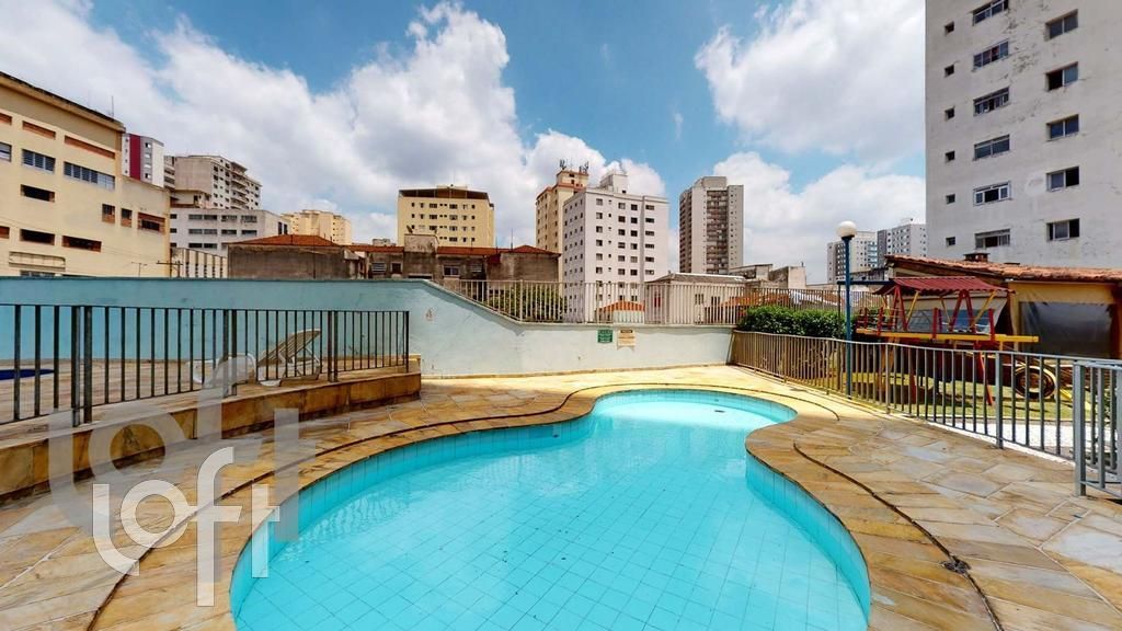 Apartamento à venda com 2 quartos, 70m² - Foto 3
