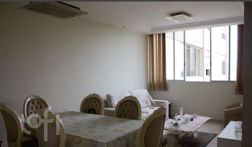 Apartamento à venda com 2 quartos, 75m² - Foto 5