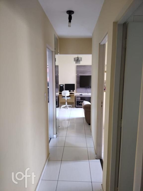 Apartamento à venda com 2 quartos, 69m² - Foto 5