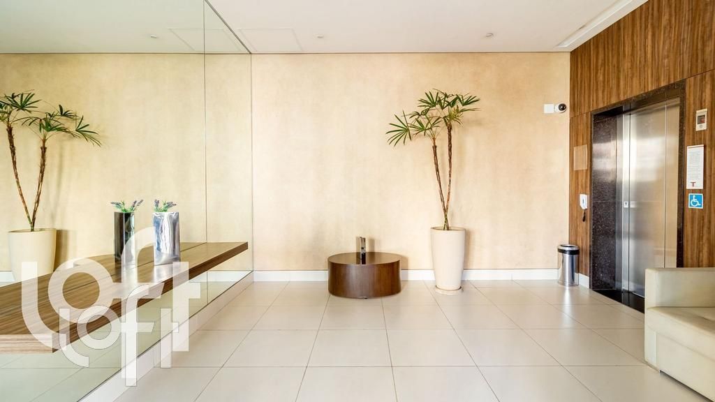 Apartamento à venda com 2 quartos, 76m² - Foto 39