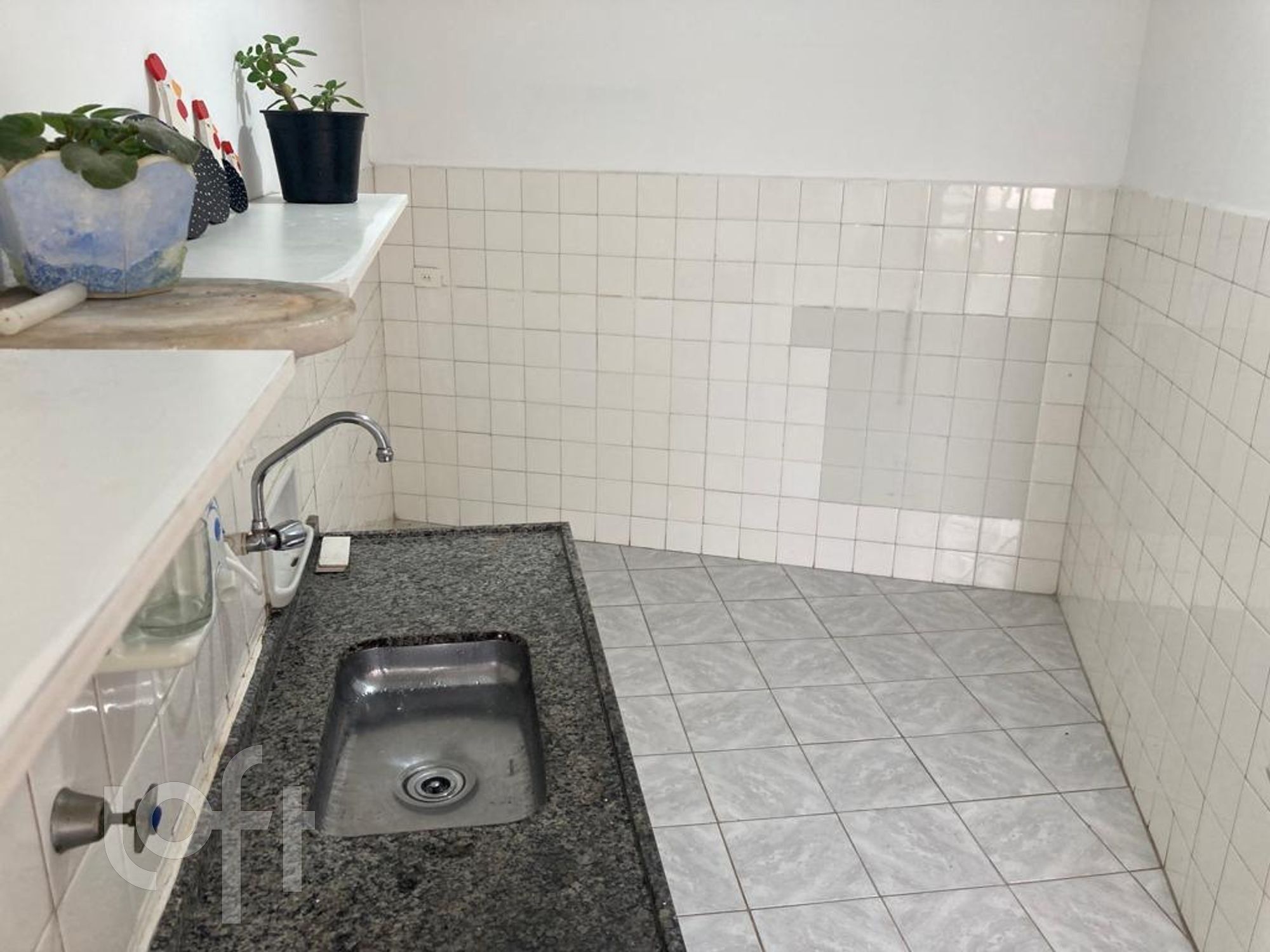 Apartamento à venda com 2 quartos, 80m² - Foto 13