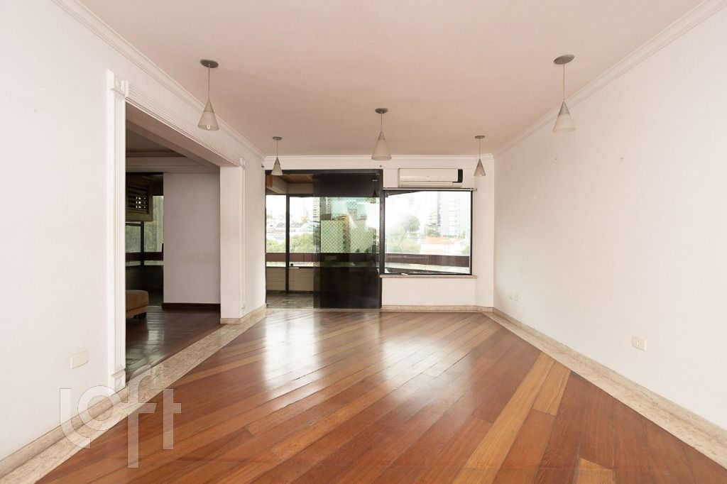 Apartamento à venda com 3 quartos, 184m² - Foto 1