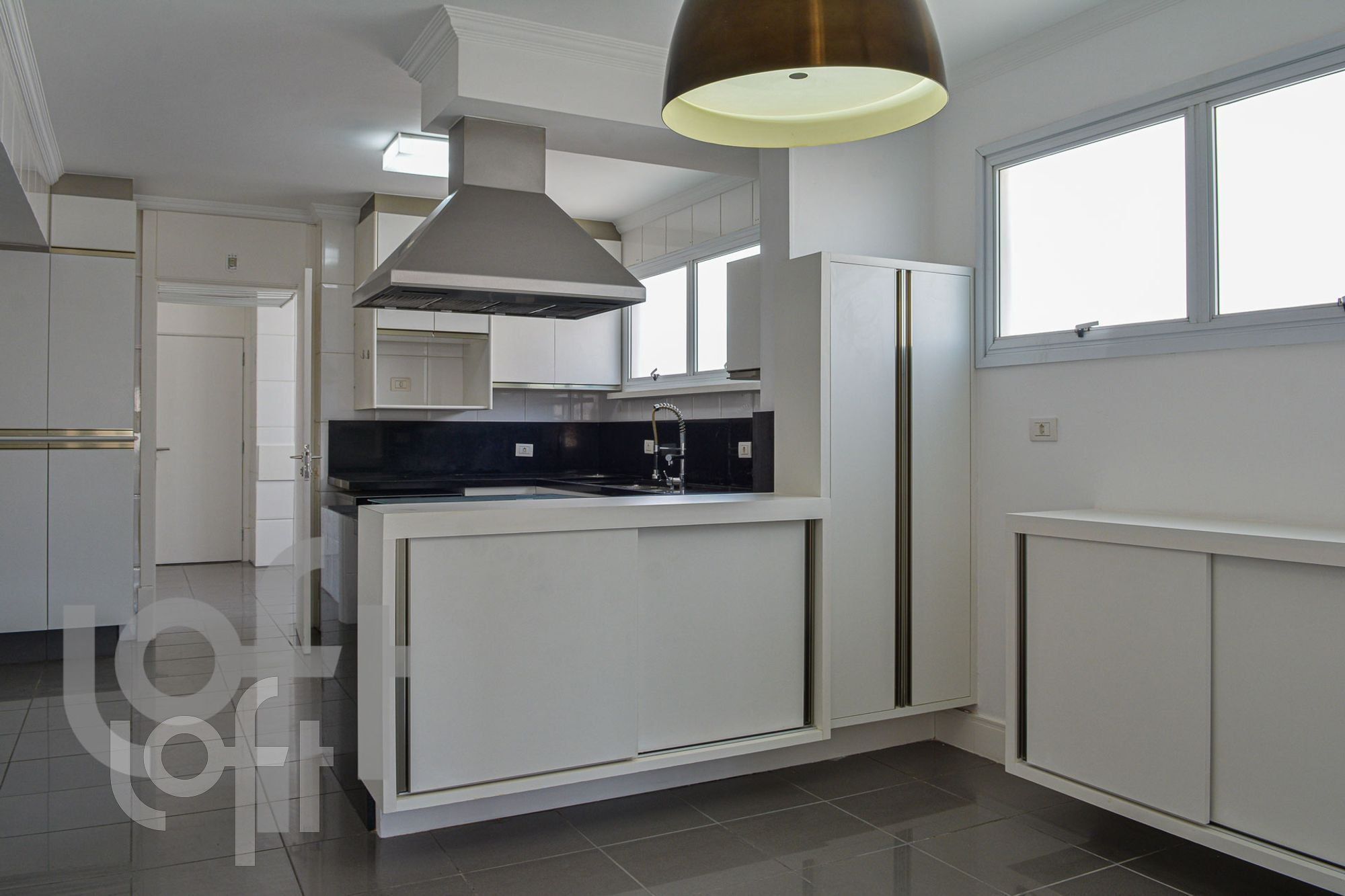 Apartamento à venda com 3 quartos, 200m² - Foto 34
