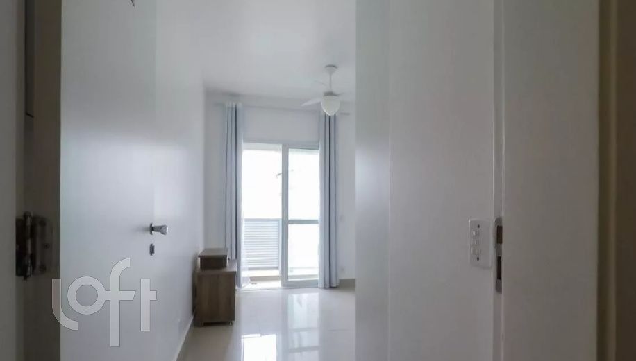 Apartamento à venda com 1 quarto, 35m² - Foto 1
