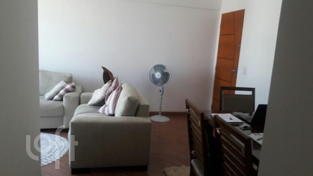 Apartamento à venda com 3 quartos, 66m² - Foto 2