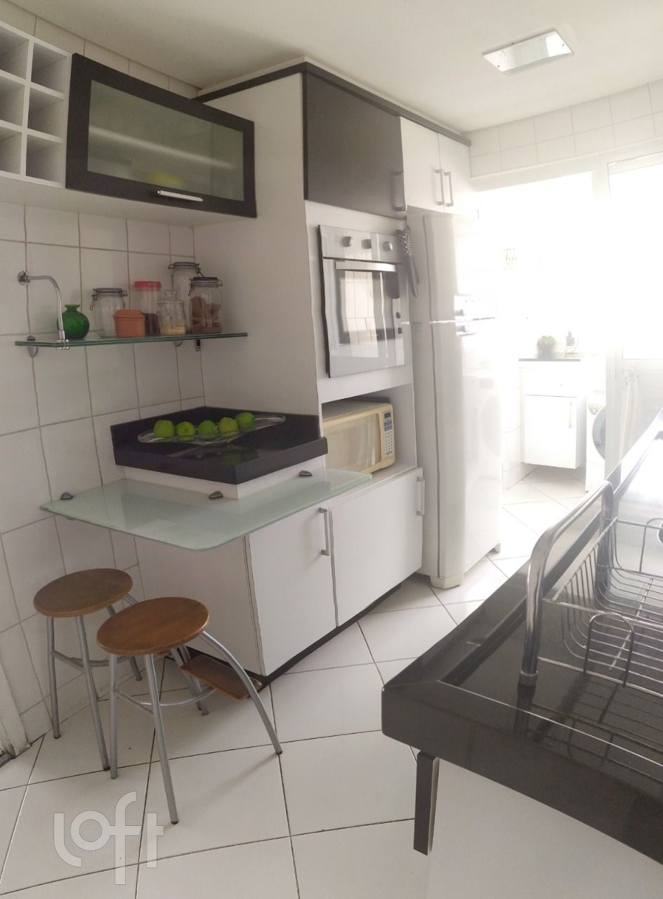 Apartamento à venda com 3 quartos, 98m² - Foto 18