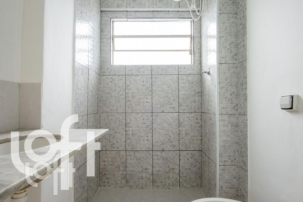 Apartamento à venda com 2 quartos, 65m² - Foto 27