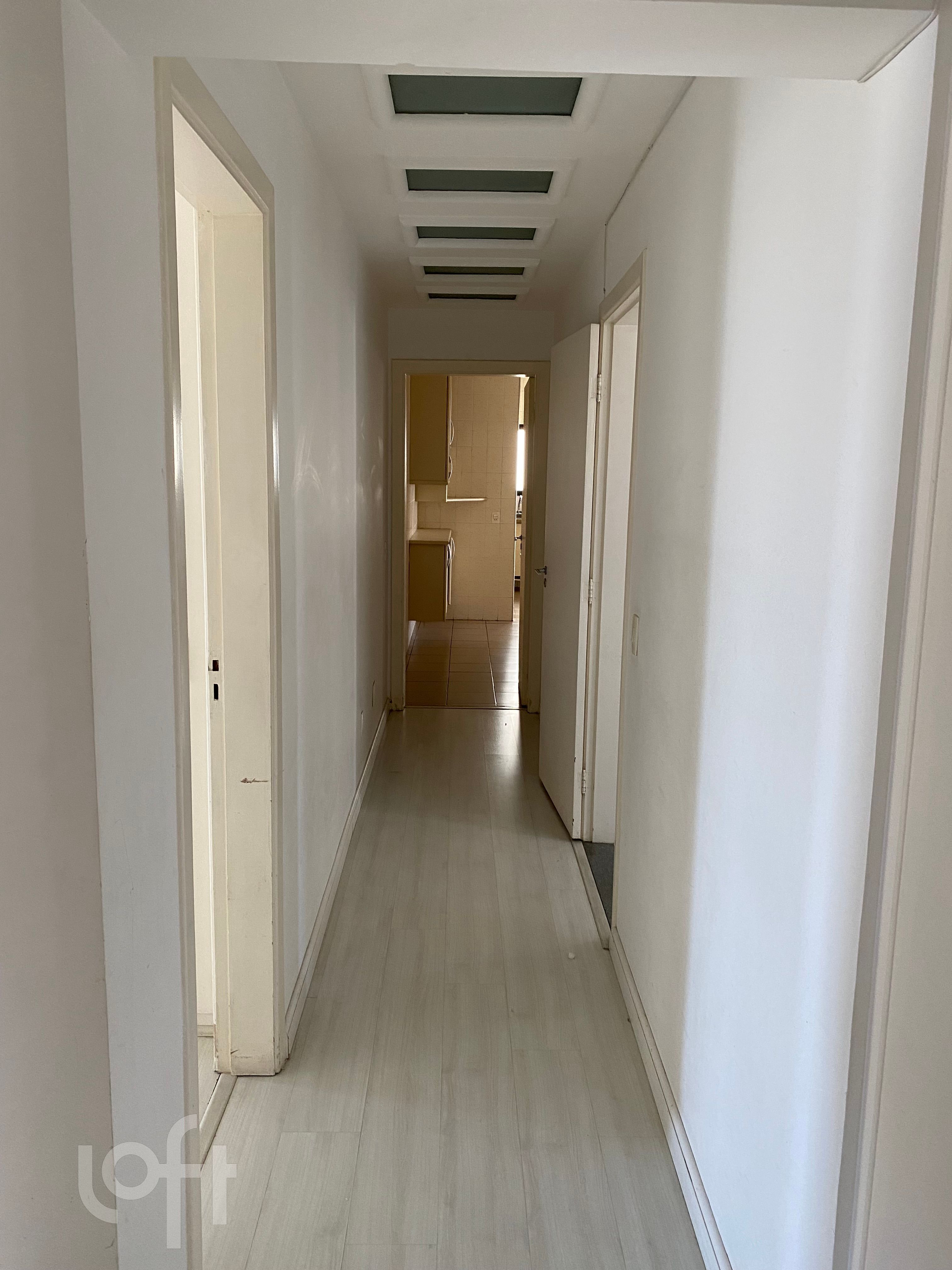 Apartamento à venda com 3 quartos, 177m² - Foto 4