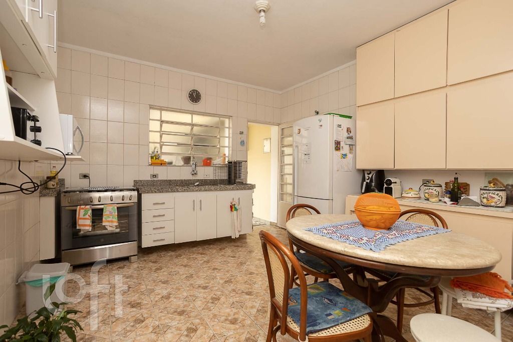 Casa, 2 quartos, 250 m² - Foto 13