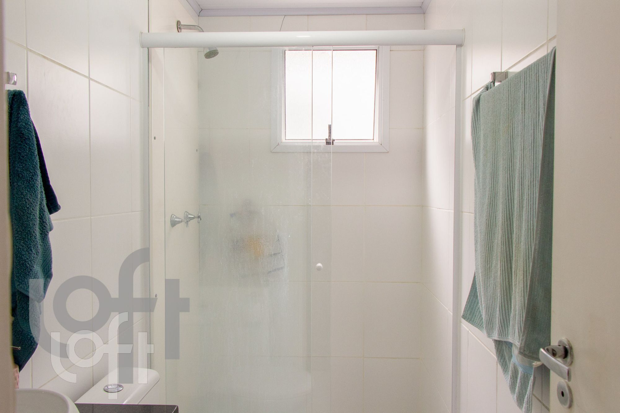Apartamento à venda com 2 quartos, 70m² - Foto 4