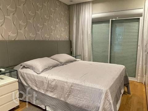 Apartamento à venda com 3 quartos, 180m² - Foto 2