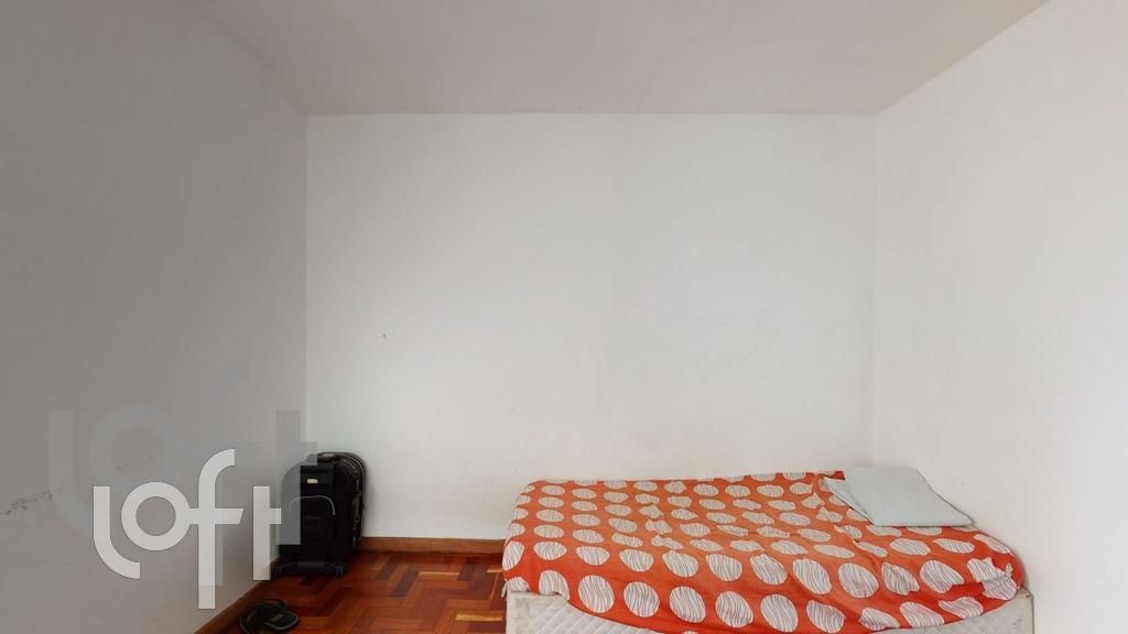 Apartamento à venda com 2 quartos, 70m² - Foto 31