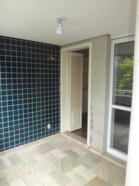 Apartamento à venda com 3 quartos, 129m² - Foto 4