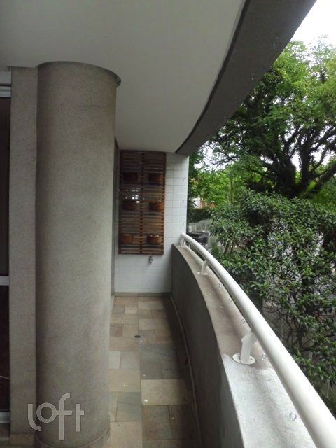 Apartamento à venda com 3 quartos, 129m² - Foto 3