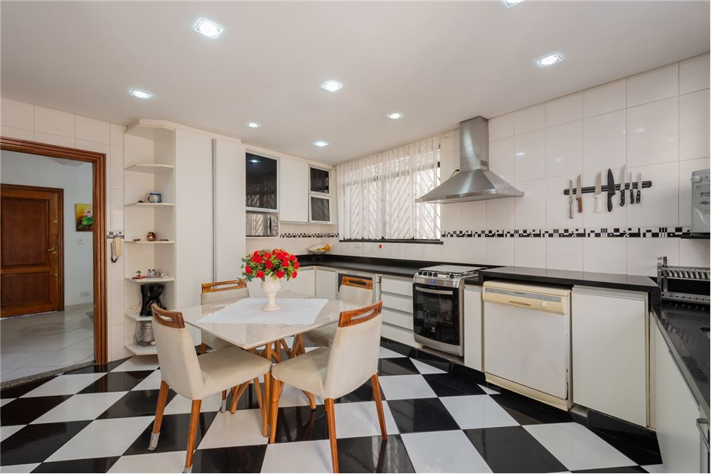 Casa, 4 quartos, 182 m² - Foto 31