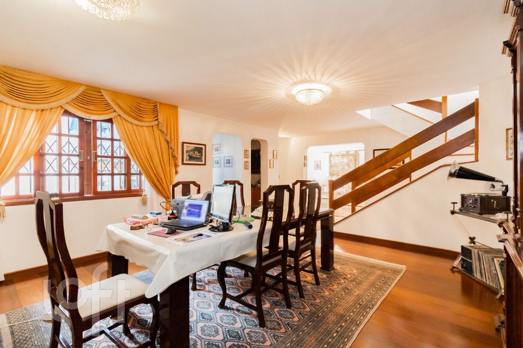 Casa à venda com 3 quartos, 284m² - Foto 8