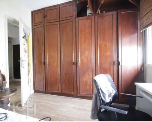 Apartamento à venda com 4 quartos, 214m² - Foto 6