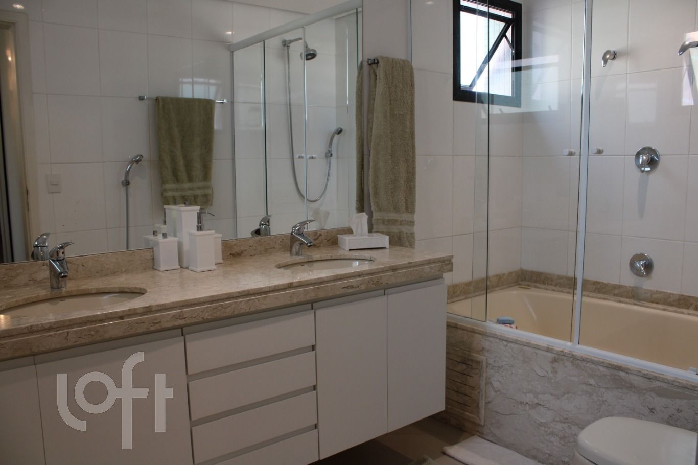 Apartamento à venda com 4 quartos, 234m² - Foto 22