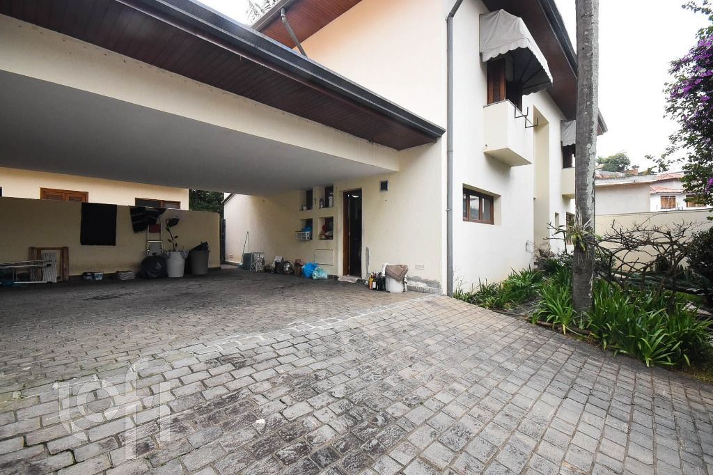 Casa à venda com 4 quartos, 426m² - Foto 29