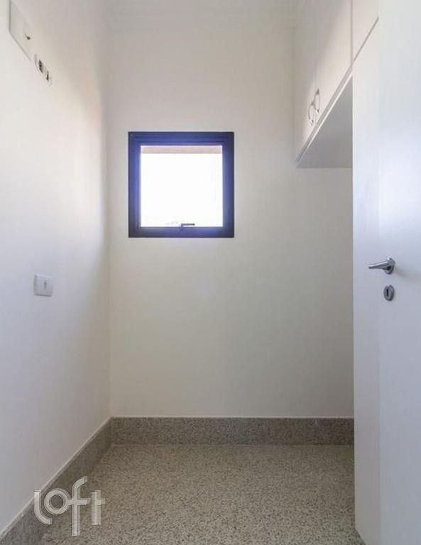 Apartamento à venda com 4 quartos, 320m² - Foto 2